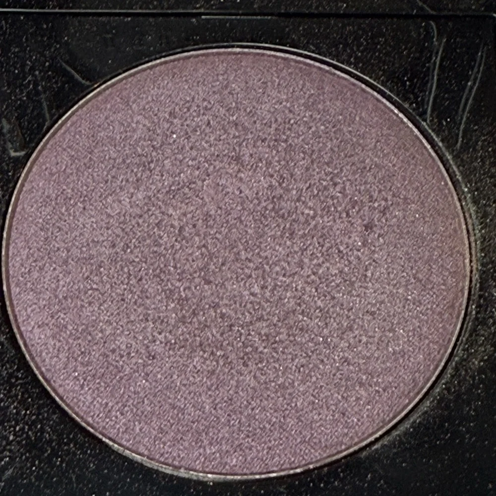 Bobbi Brown rich color eye shadow - Desert Lily 4